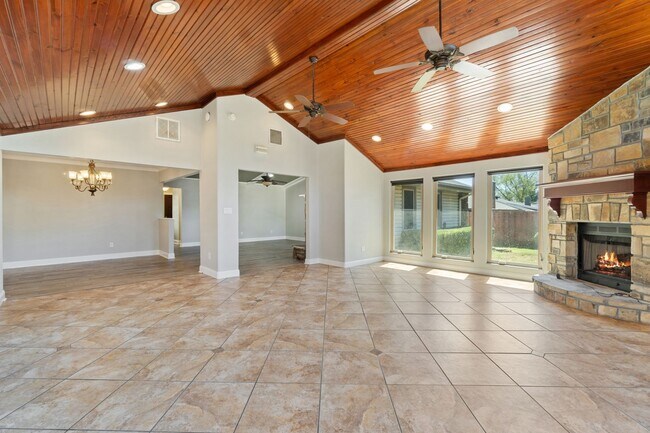 Building Photo - 3222 S.54th Street-