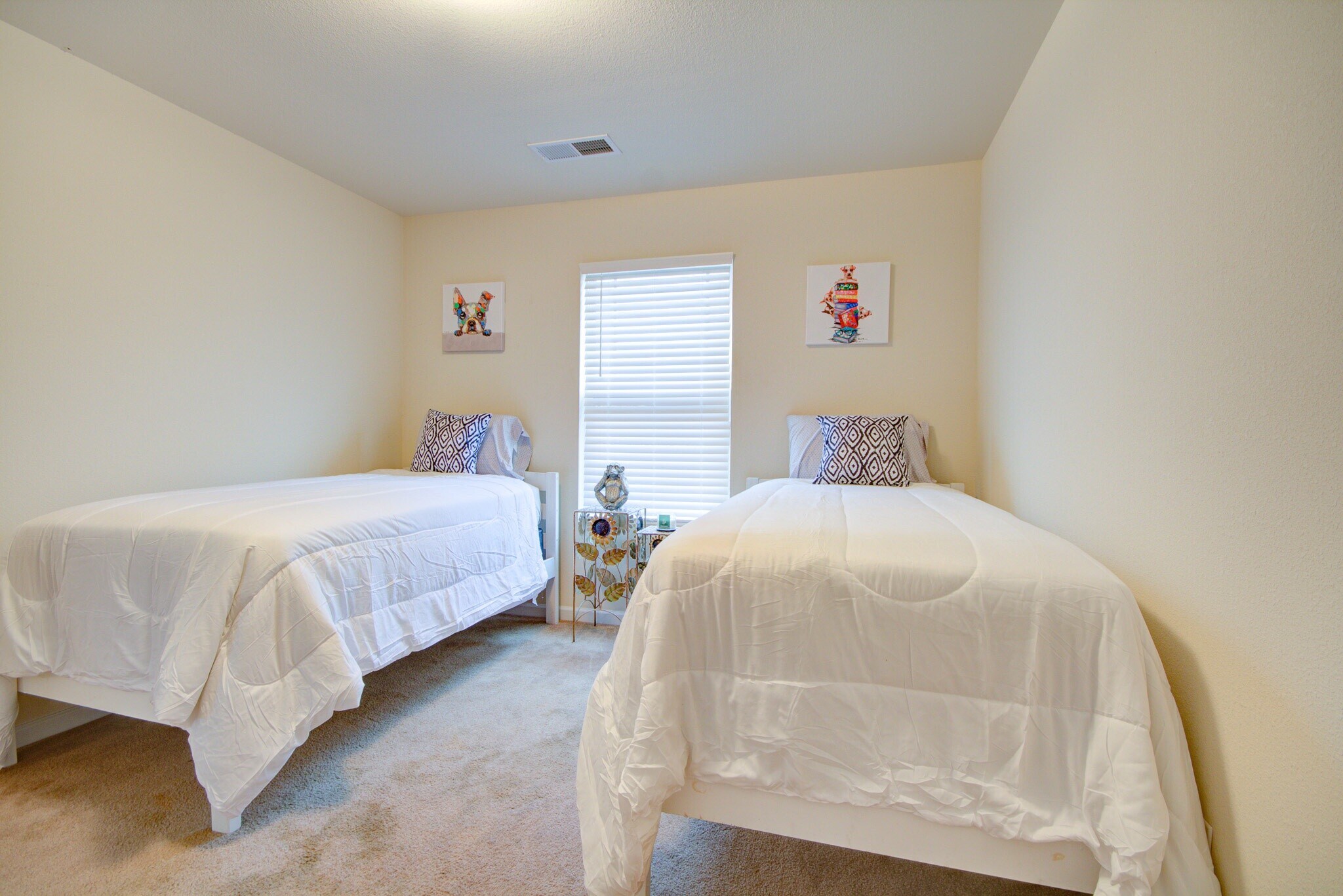 Building Photo - 16695 Wellhouse Dr