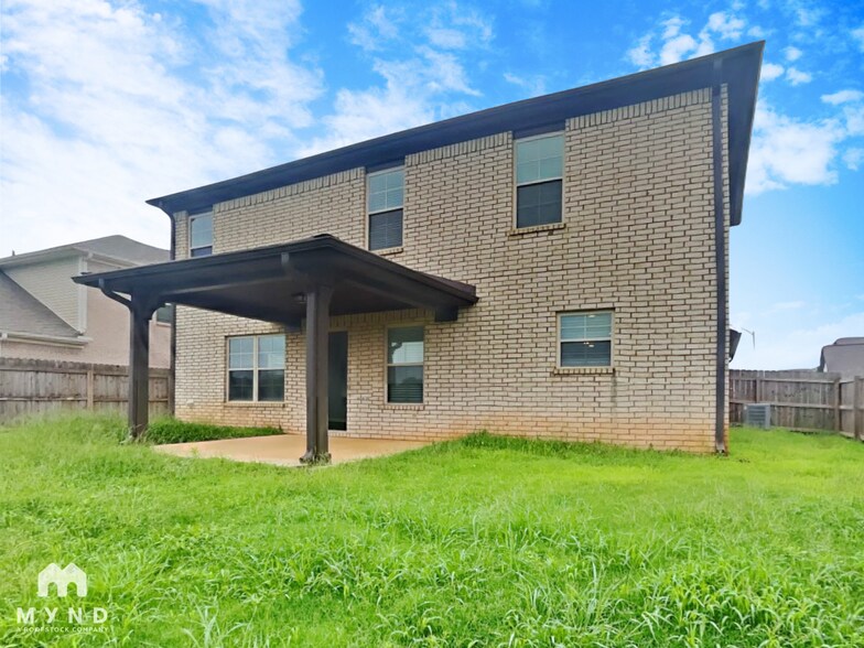 Building Photo - 287 Avebury Rd