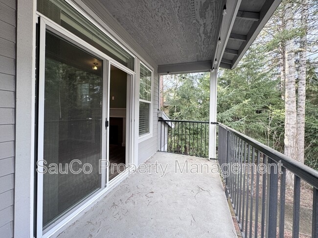 Building Photo - 175 NE 80th Ave