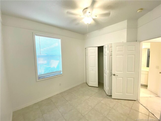 Building Photo - 3486 NW Oak Glen Dr