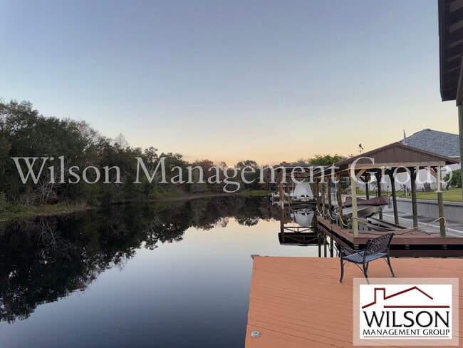 Building Photo - 1420 Flamingo Dr