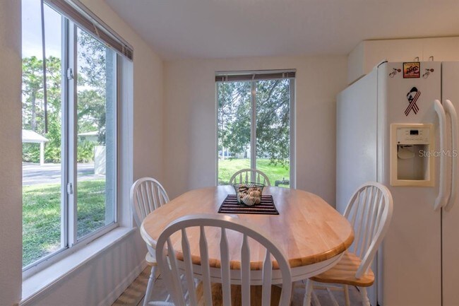 Building Photo - 8151 Memory Ln