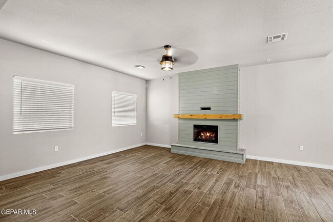 Building Photo - 14708 Tierra Garcia Dr