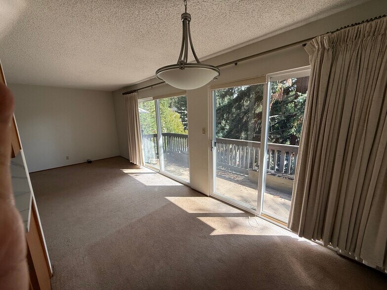 Living and Dining Area - 1771 Gazelle Way