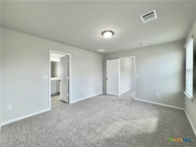 Building Photo - 308 Craters of the Moon Blvd