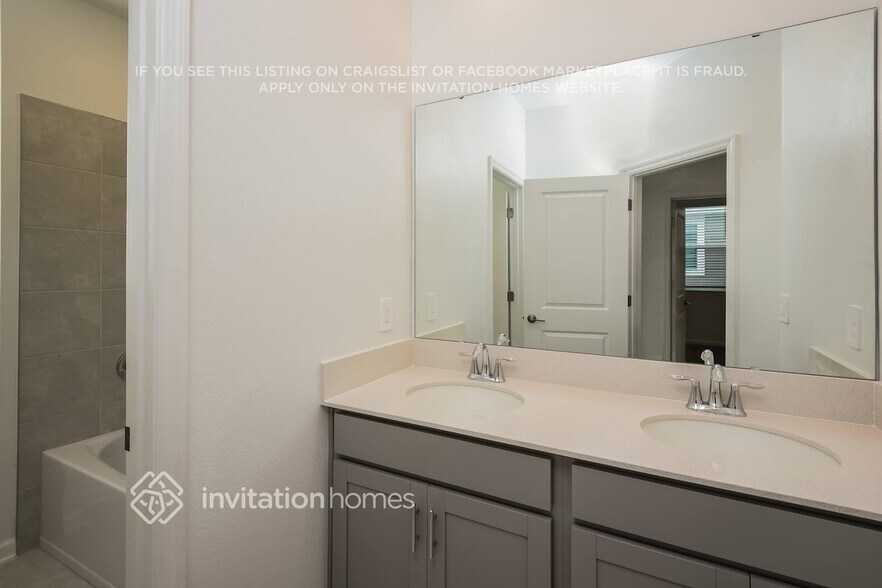 Building Photo - 1567 Cross Prairie Pkwy