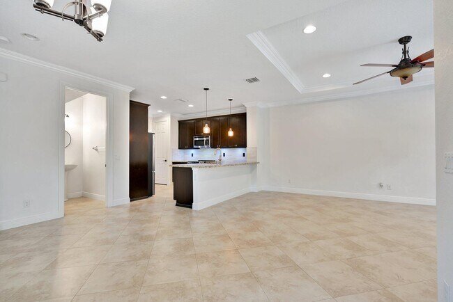 Building Photo - 4559 Cadiz Cir
