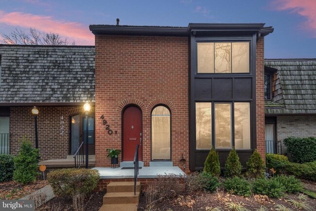 Building Photo - 4920 Herkimer St