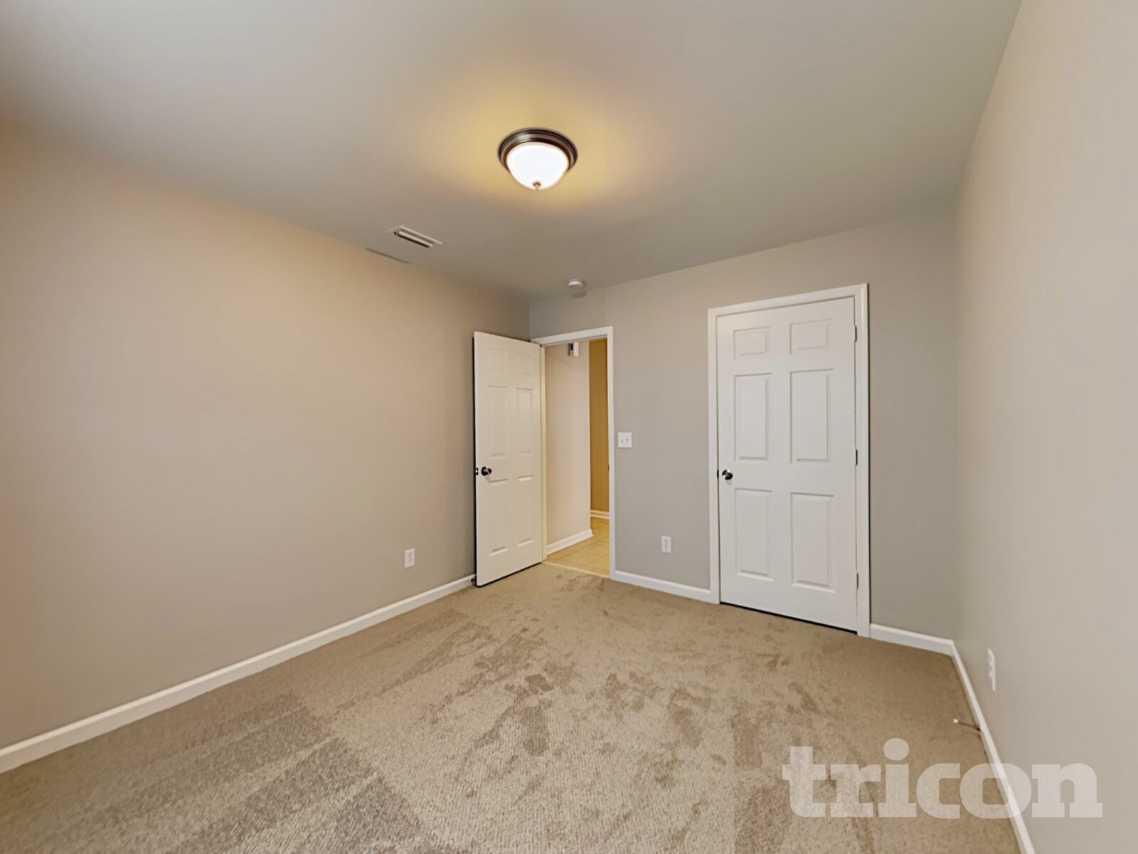 Building Photo - 4201 Broadstairs Dr SW