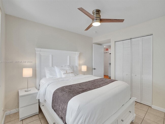 Building Photo - 900 N Surf Rd