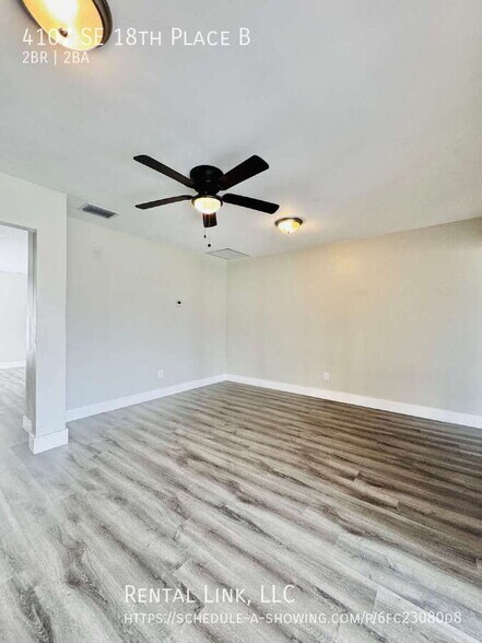 Building Photo - 4107 SE 18th Pl
