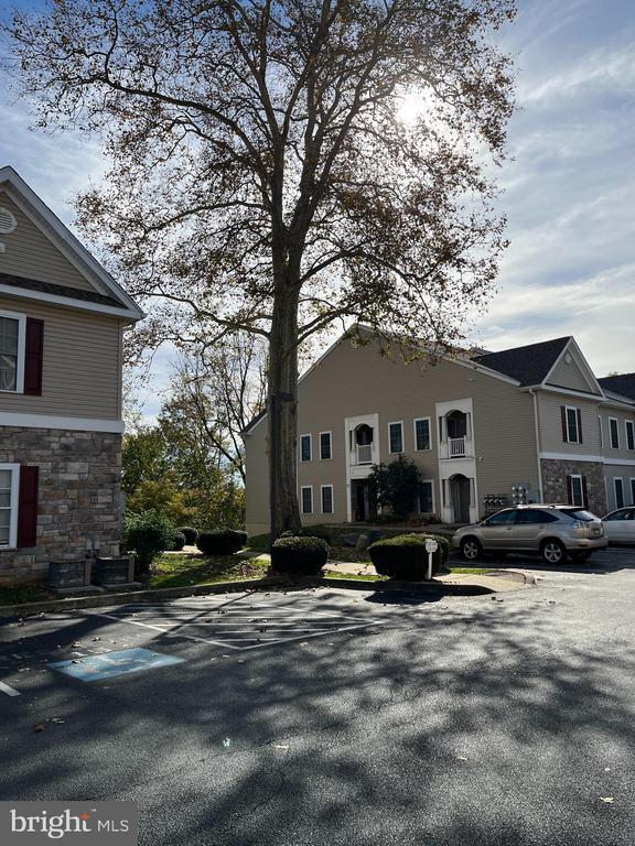 Building Photo - 1324 West Chester Pike