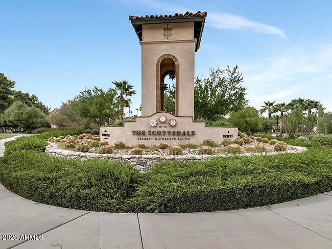 Building Photo - 7773 E Stallion Rd