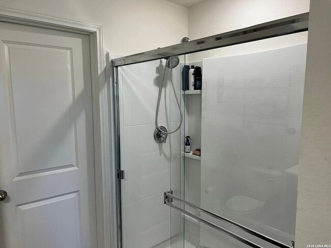 Building Photo - 5428 Rue Girard