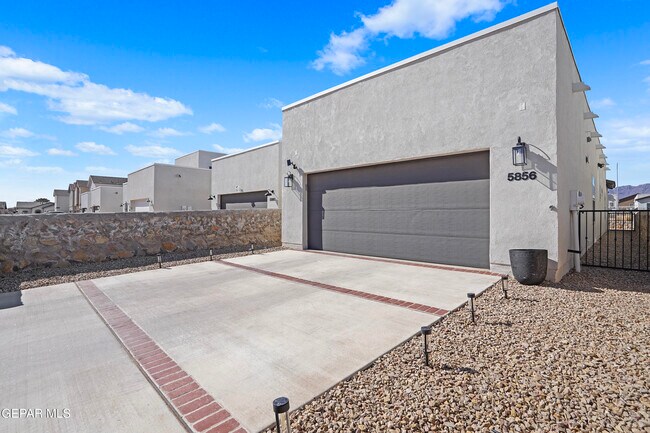 Building Photo - 5856 Kobe Bryant St