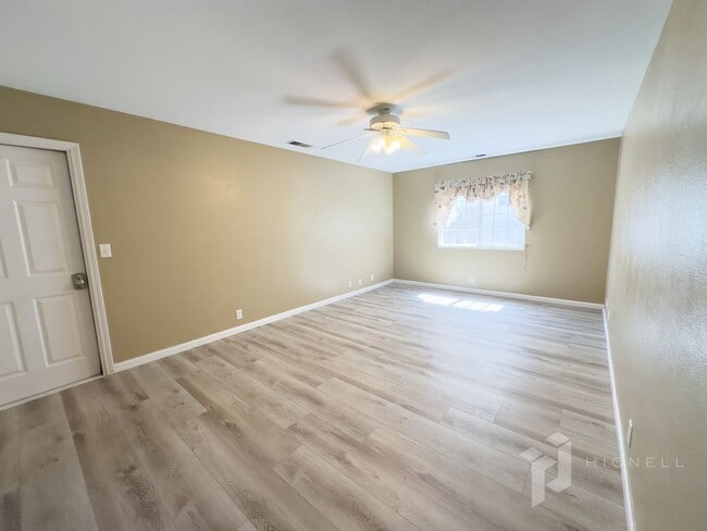 Building Photo - 3 Bedroom, 2 Bath Chico Home!