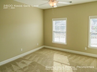 Building Photo - 2600 Kings Gate Ln