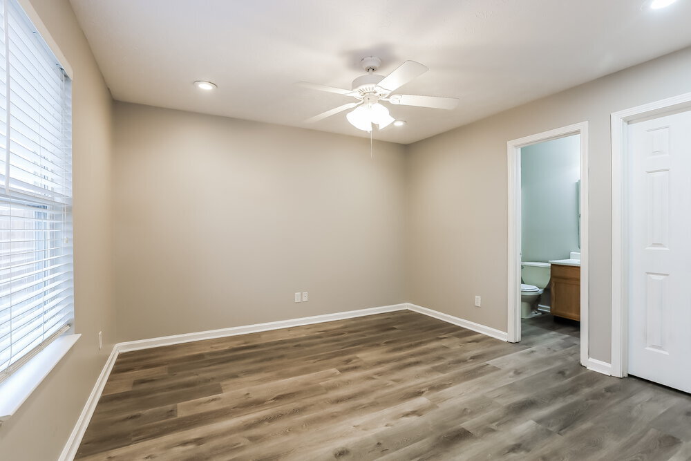 Building Photo - 5842 Kiah Ct