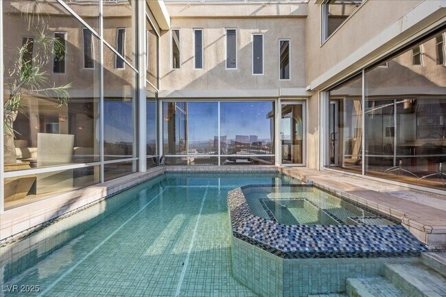 Building Photo - 3111 Bel Air Dr