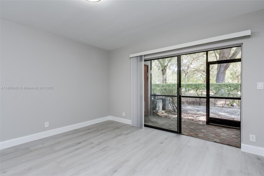 Building Photo - 2474 NW 89th Dr