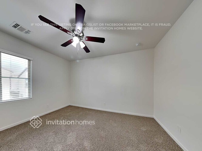 Building Photo - 1949 S Wallrade Ln