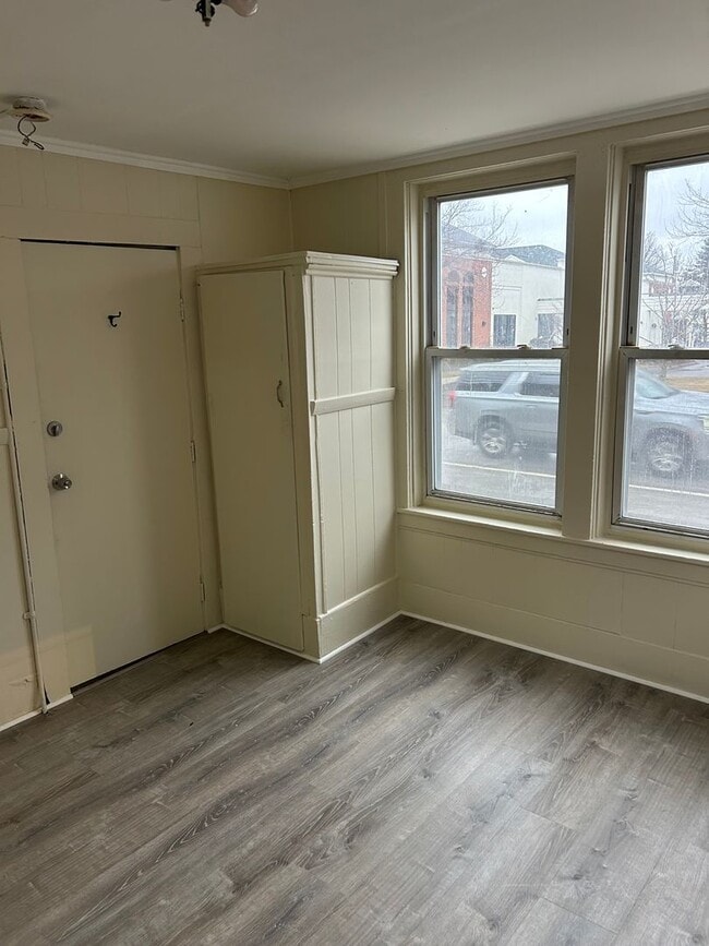 Building Photo - 81 Marlboro St