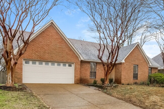 Building Photo - 3780 Westridge Cove