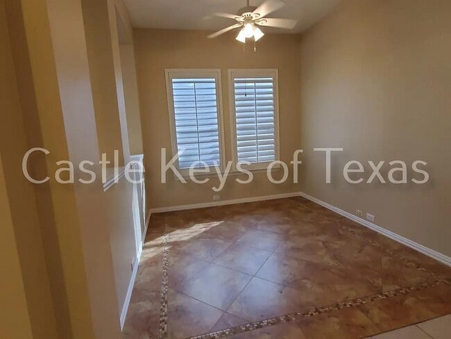 Building Photo - 31014 Blue Ridge Park Ln