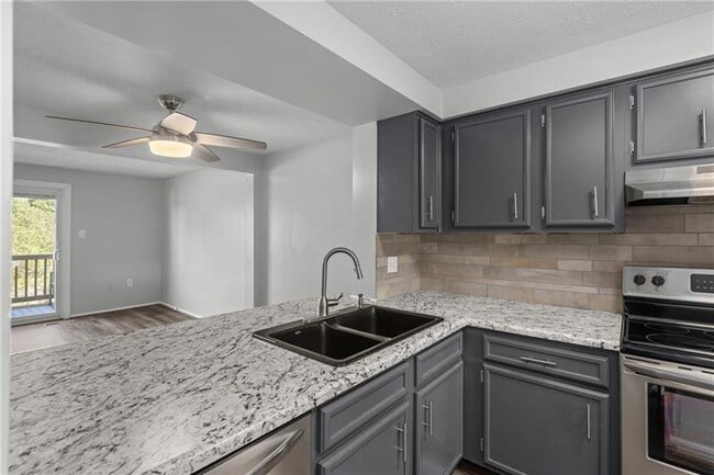 Building Photo - 408 Bonnie Brae Dr