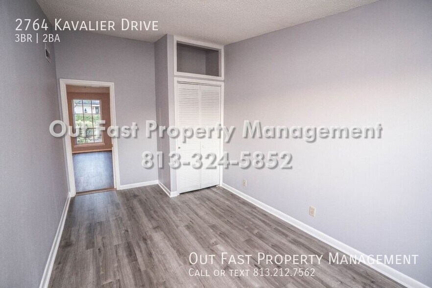 Building Photo - 2764 Kavalier Dr
