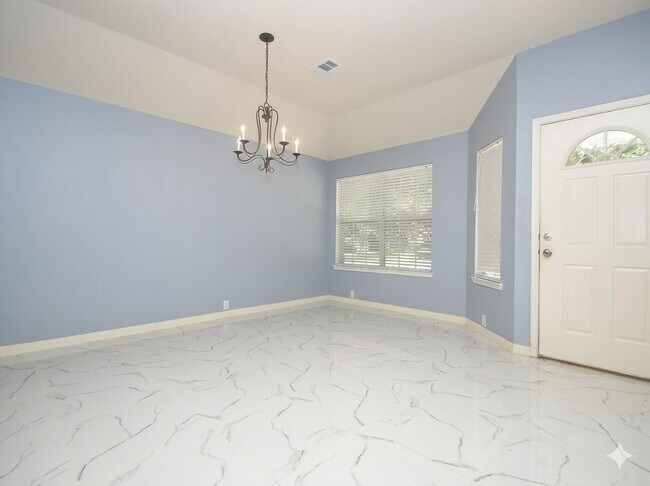 Building Photo - 6003 Baldwin Elm St