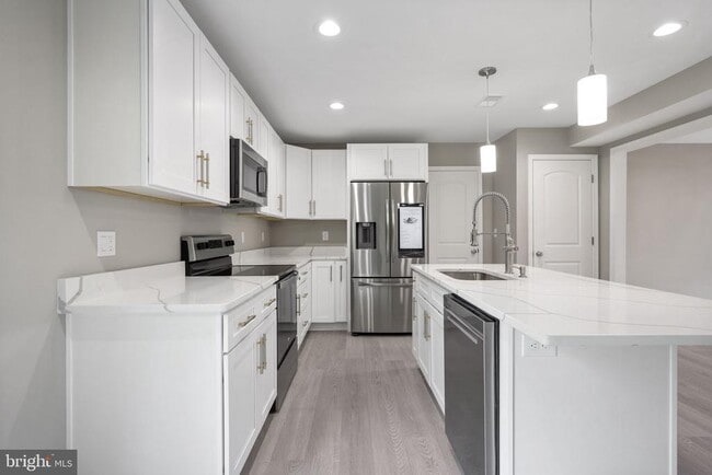 Building Photo - 2253 Papermill Rd