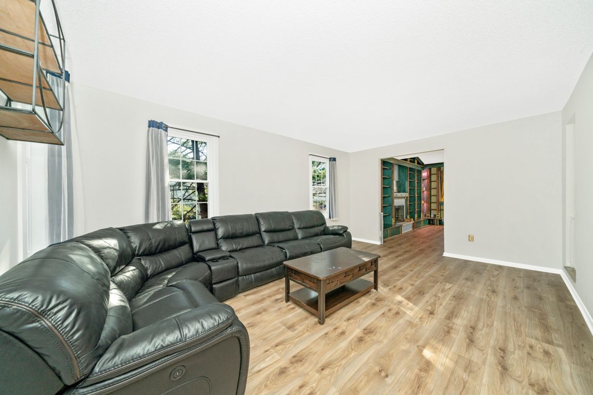 Building Photo - 3105 Glissade Ct