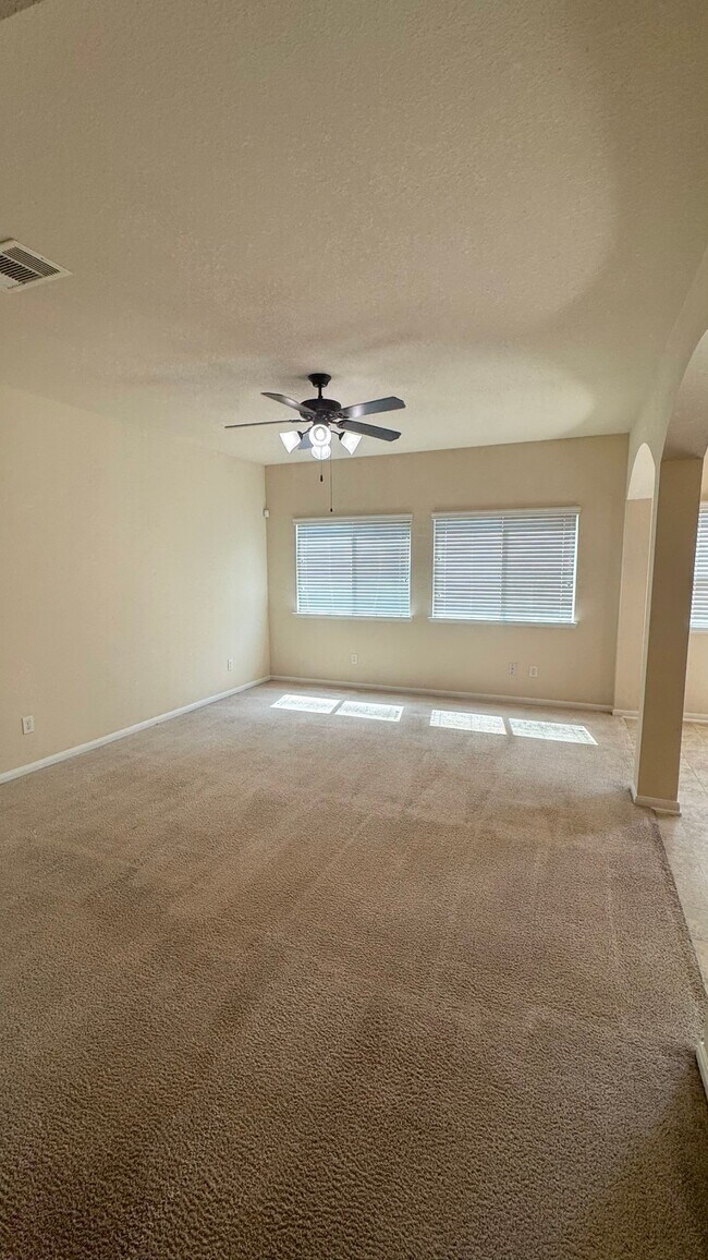Building Photo - 1747 Nichole Woods Dr