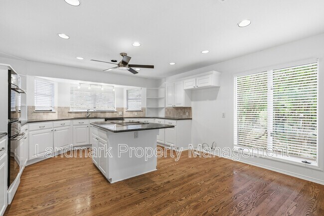 Building Photo - 317 Chandler Lake Ct
