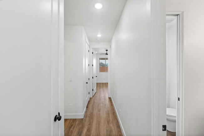 Building Photo - 2628 S 3210 E