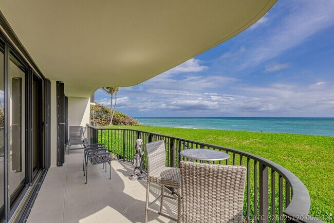 Building Photo - 400 S Beach Rd