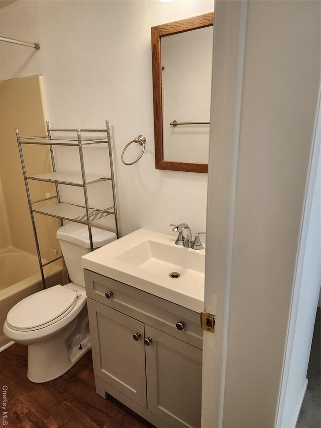 Building Photo - 3 Harbor Hill Ct