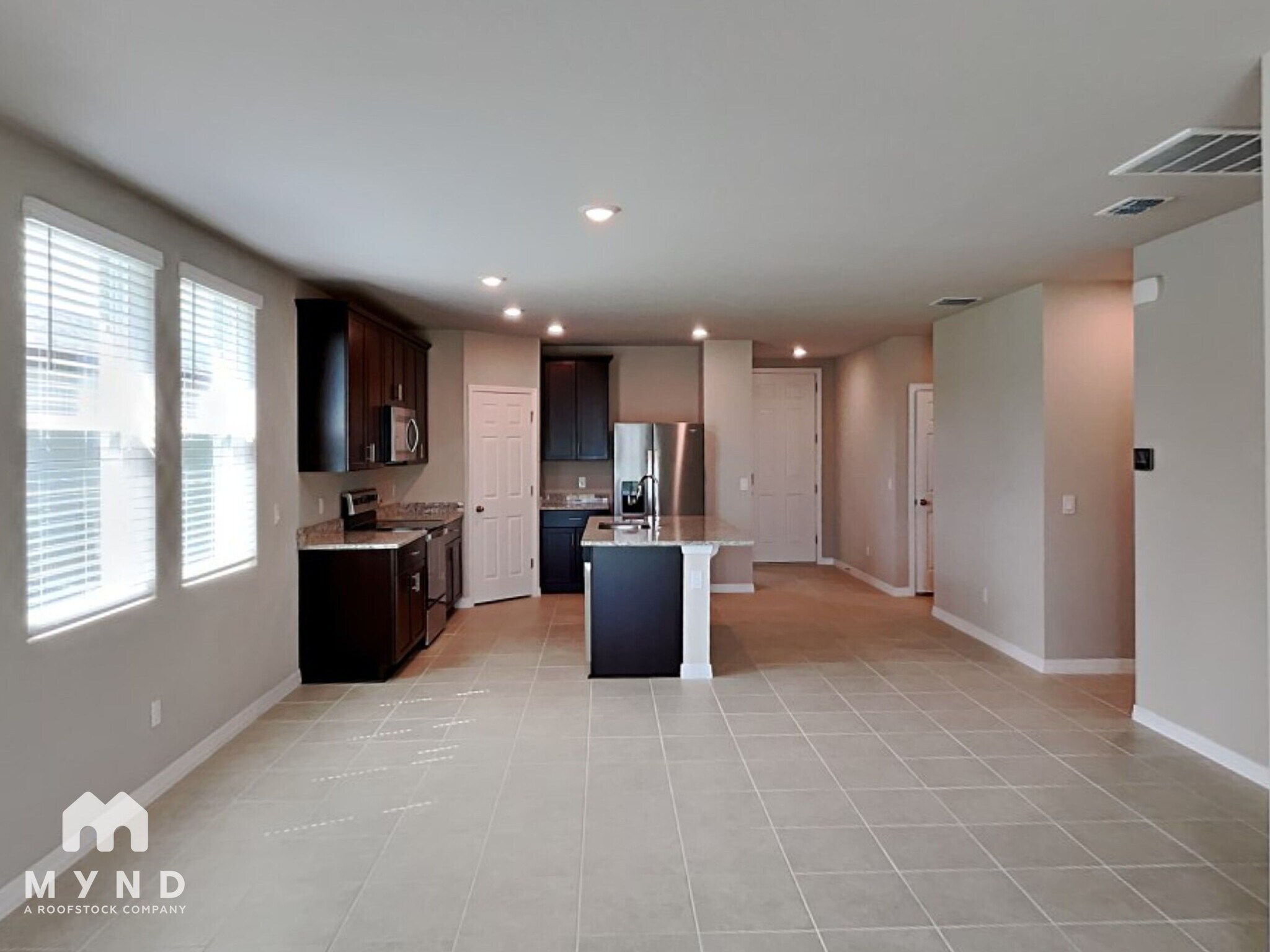 Building Photo - 188 Towns Cir