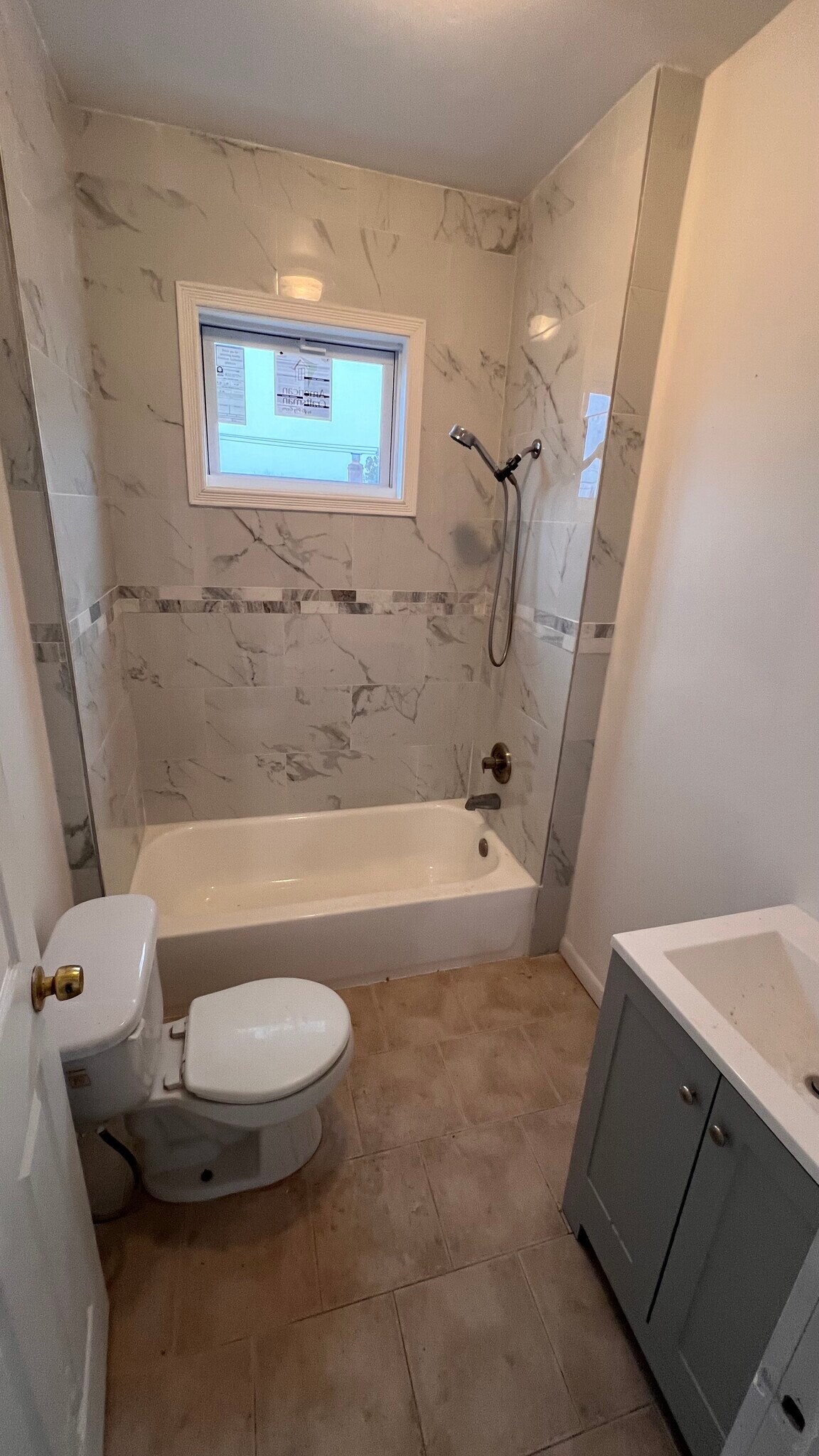 Building Photo - 247 Elm St