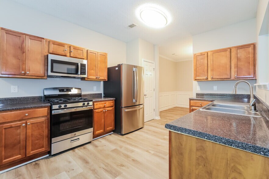 Building Photo - 142 Southwind Ln