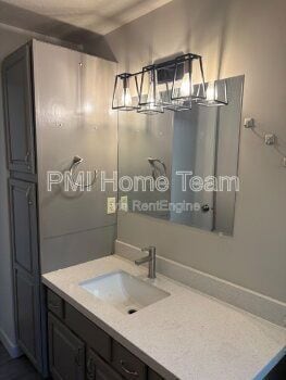 Building Photo - 245 Abrams Way