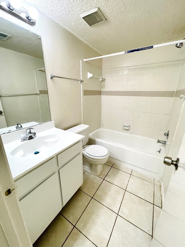 Building Photo - 2710 Grants Lake Blvd