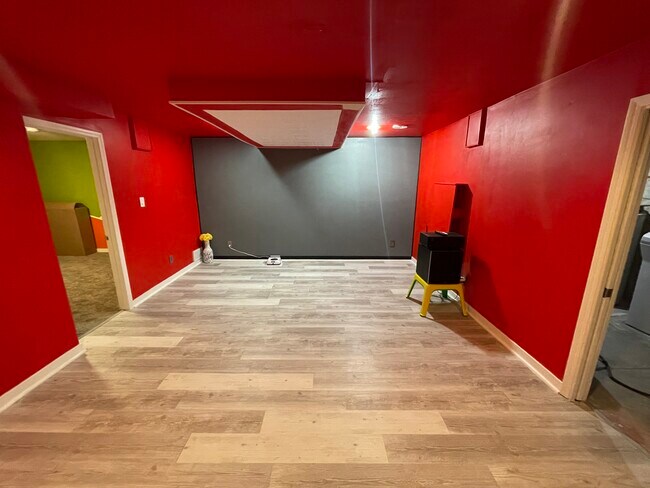 Building Photo - 230 S Legacy Way