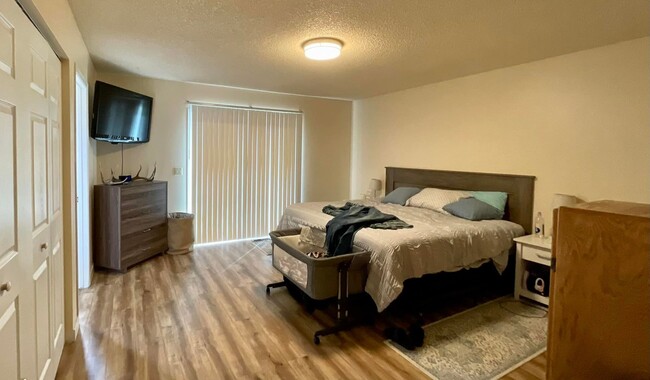 Building Photo - Elks Duplex (ED)