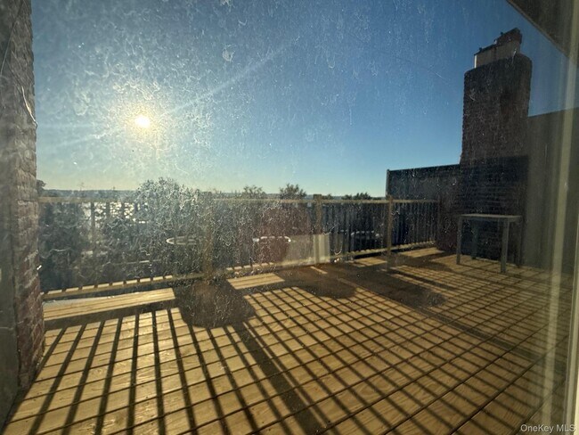 Building Photo - 66 S Broadway