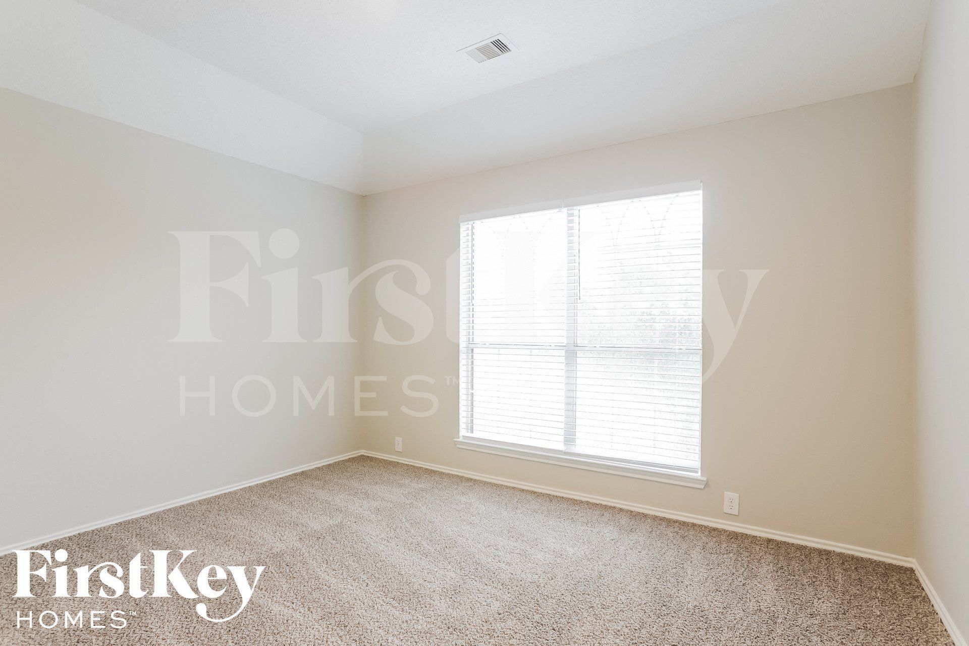 Building Photo - 5411 Baldwin Elm St