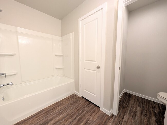 Building Photo - 2123 N Jayton Ave