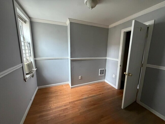 Building Photo - 1602 N Bouvier St